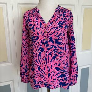 Lilly Pulitzer Elsa Blouse Women’s Pink and Navy Blue Coral Print 100% Silk XXS